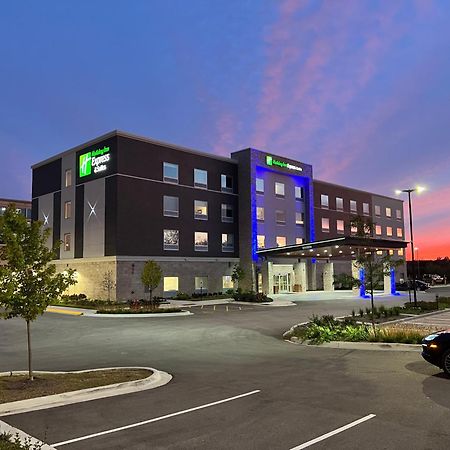 Holiday Inn Express & Suites Chicago Schaumburg By Ihg Екстер'єр фото
