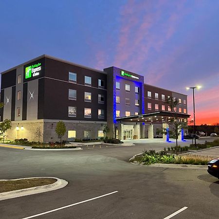 Holiday Inn Express & Suites Chicago Schaumburg By Ihg Екстер'єр фото