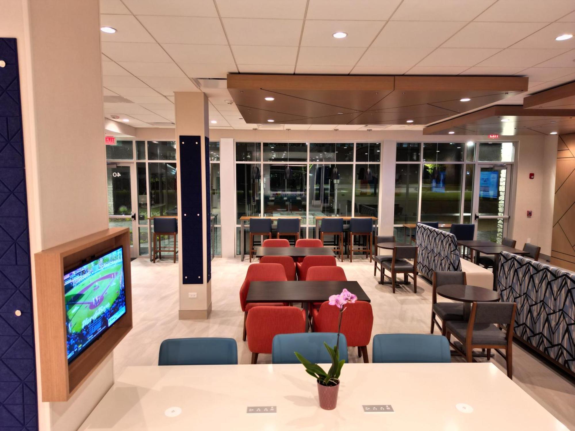 Holiday Inn Express & Suites Chicago Schaumburg By Ihg Екстер'єр фото